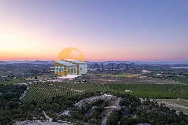 Bungalow in San Miguel De Salinas - Altos Homes Spain SL